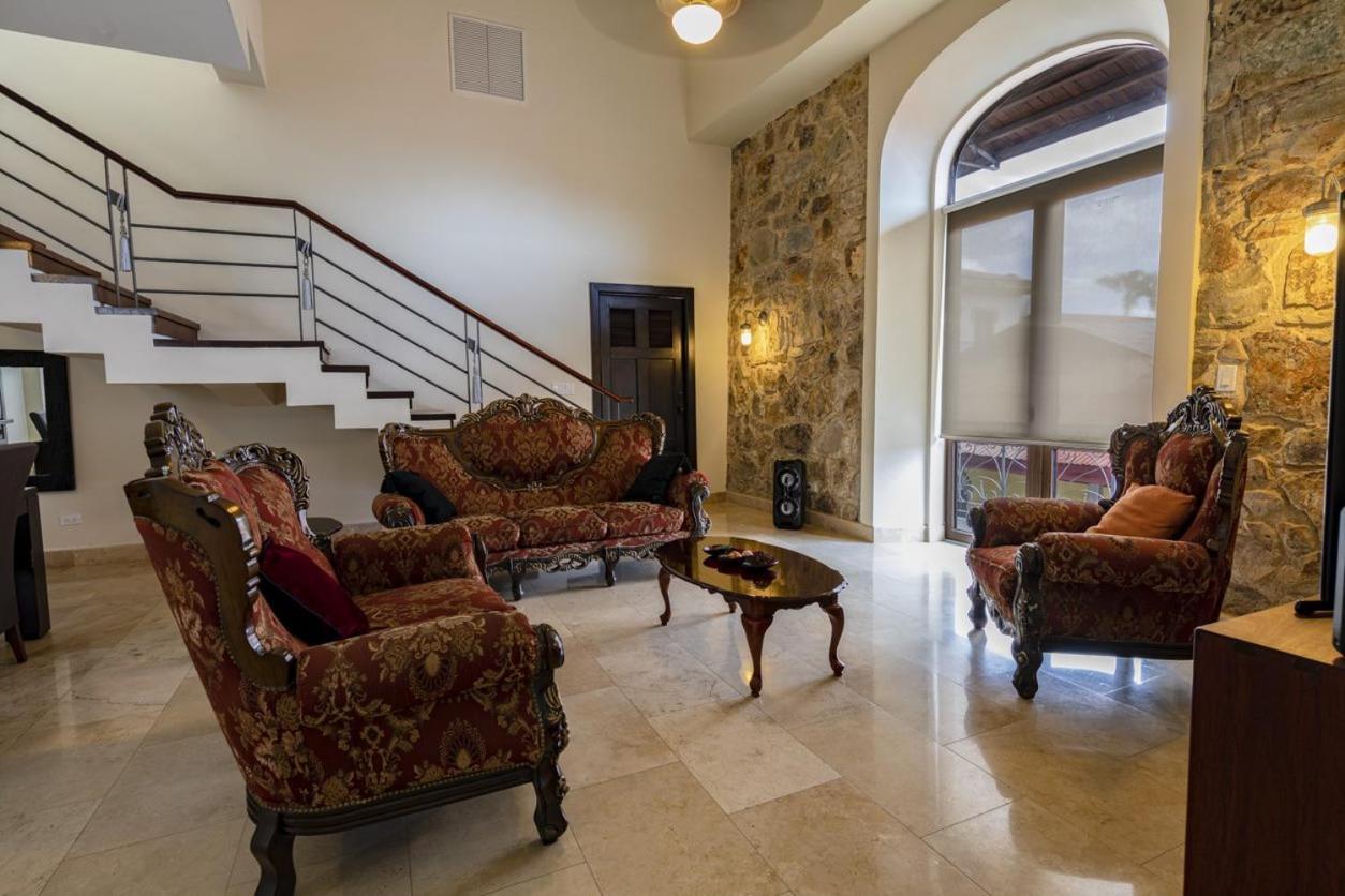 Los Diamantes Aparthotel Panama City Luaran gambar