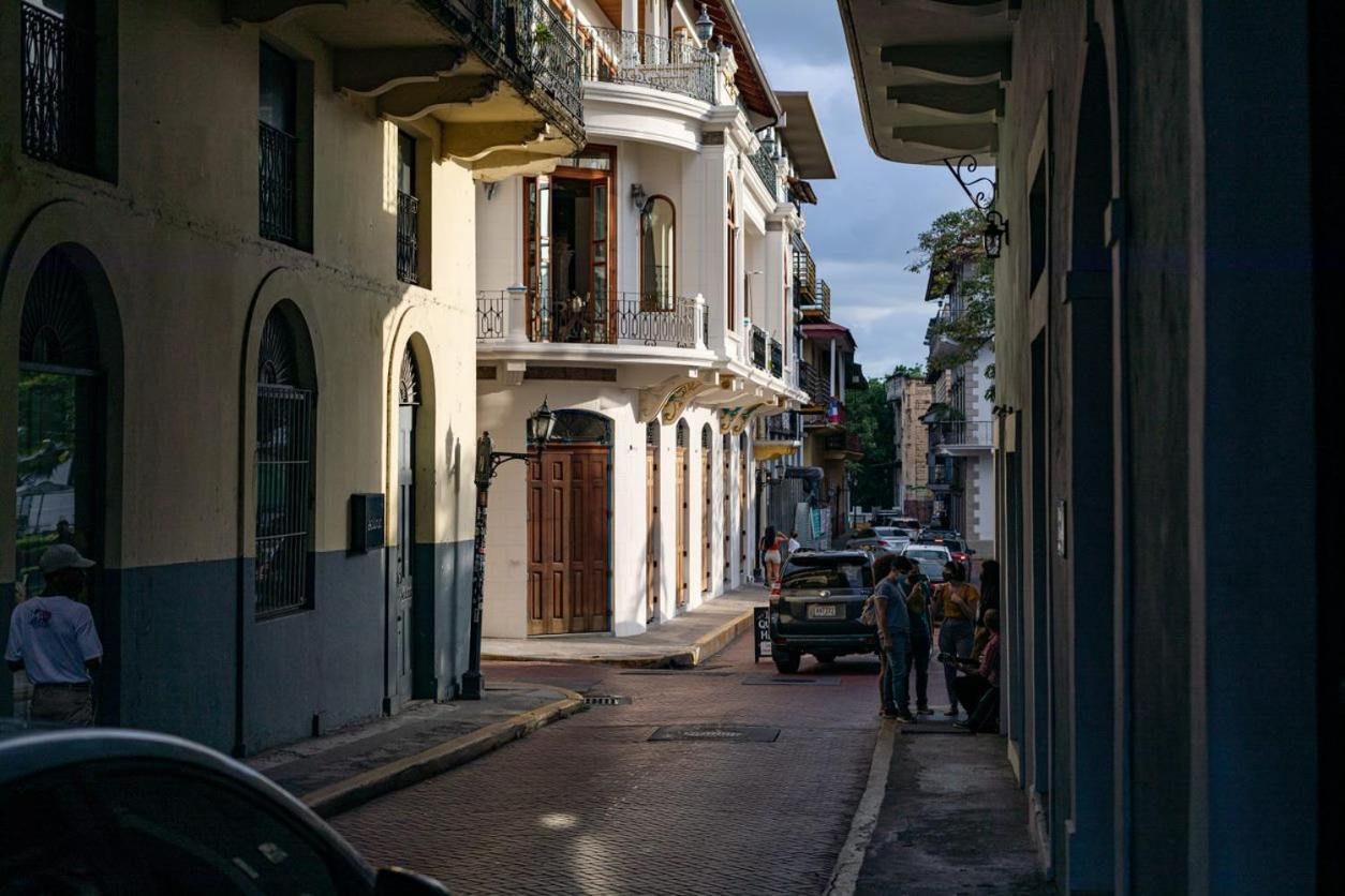 Los Diamantes Aparthotel Panama City Luaran gambar
